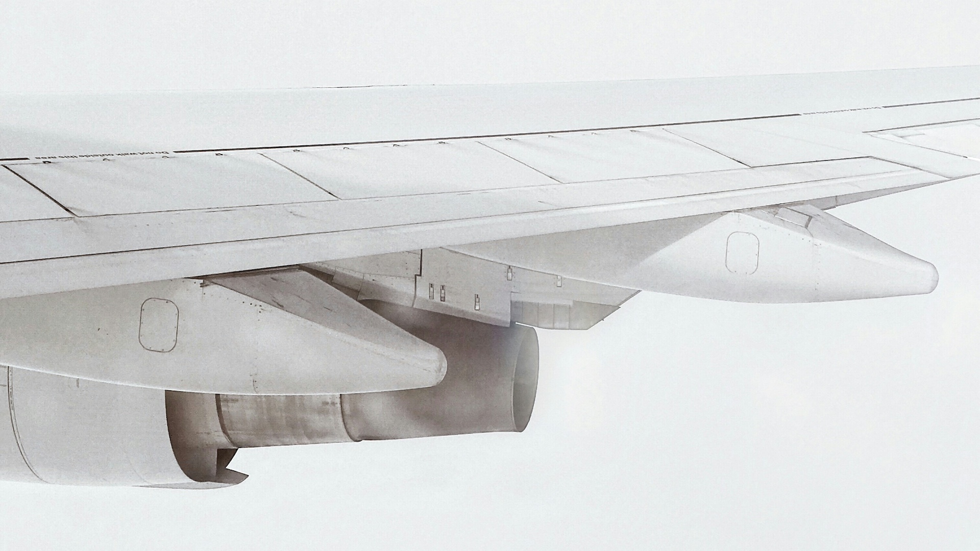 Aircraft wing tip